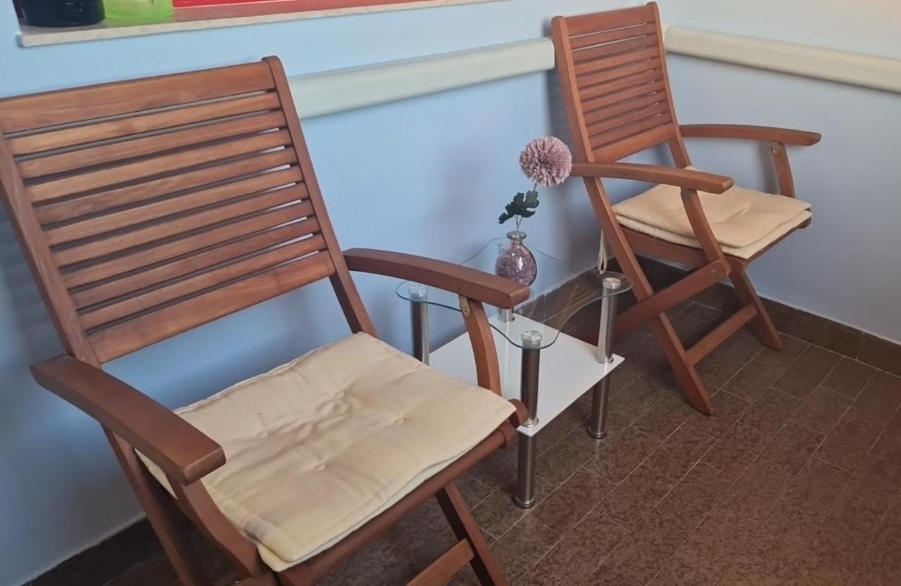 Seaview Apartment روفينج المظهر الخارجي الصورة